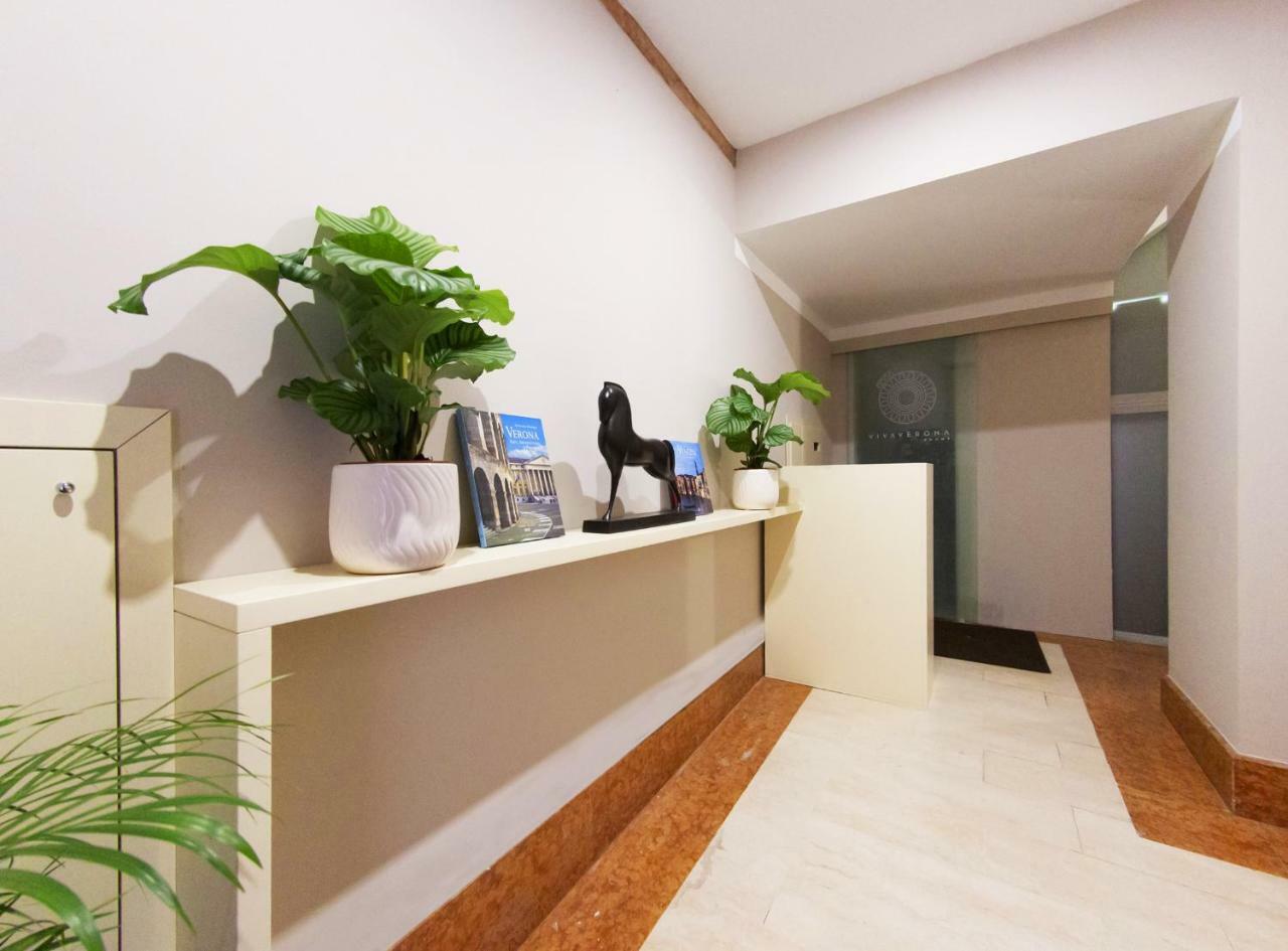 Vivaverona Rooms Esterno foto